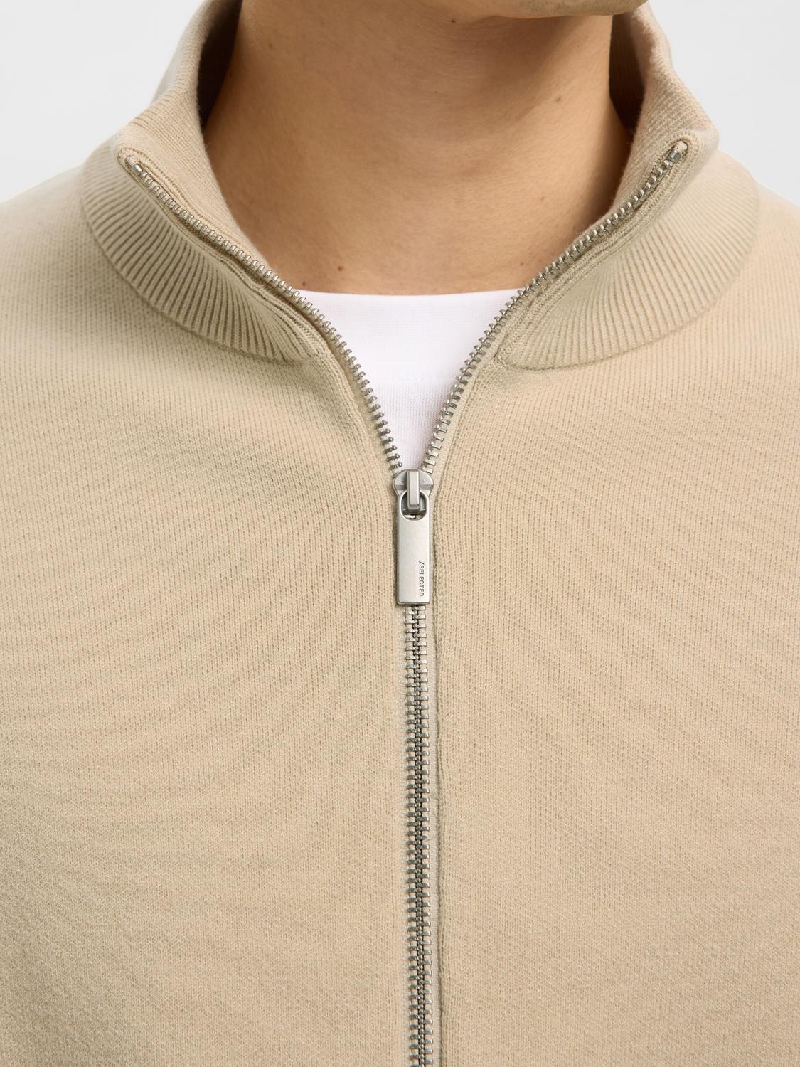 model_shot-detail
